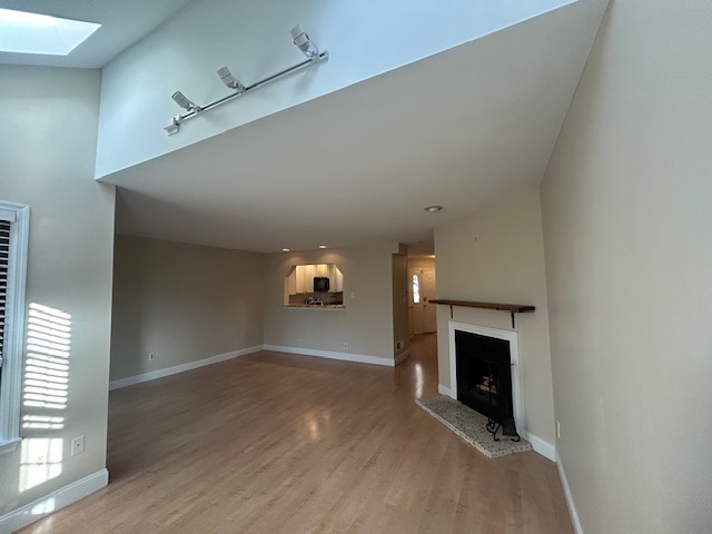 Family room with fireplace - 755 Brettingham Ct