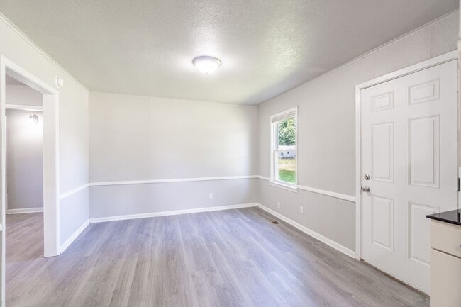 Building Photo - Beautiful 2 Bed / 1 Bath Home in Fort Smith