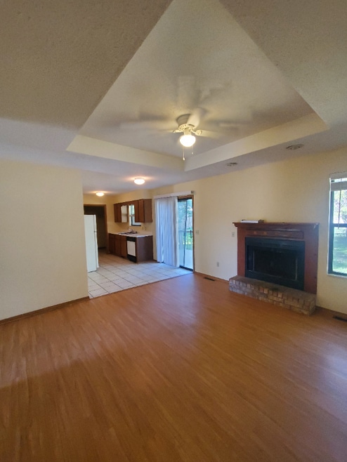 Building Photo - 5671 S Franklin Ave