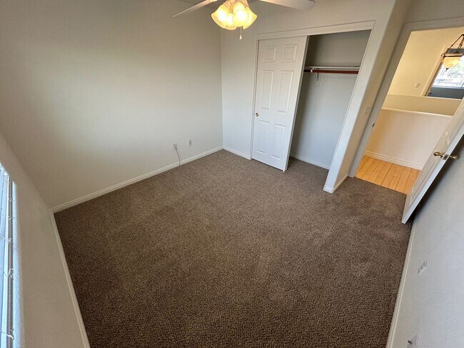 Building Photo - SOUTHWEST LAS VEGAS PROEPRTY WITH 3 BED, 3...