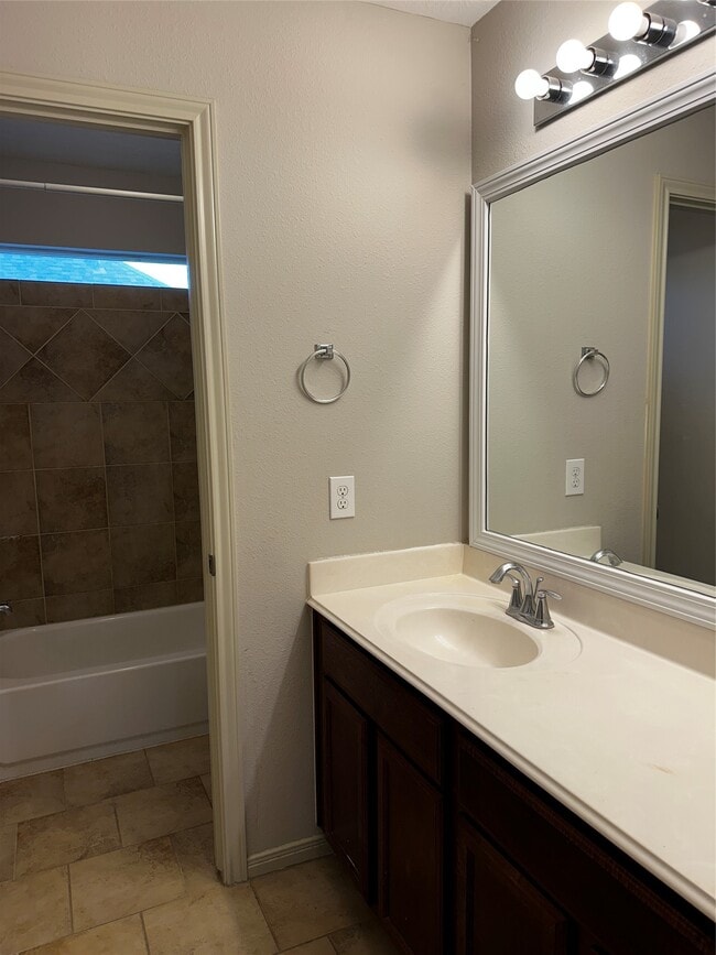 Building Photo - 25110 Ginger Ranch Dr