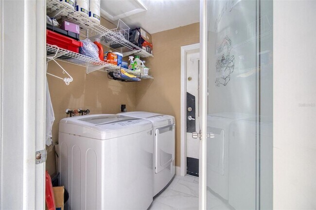 Building Photo - 2315 Minneola Rd