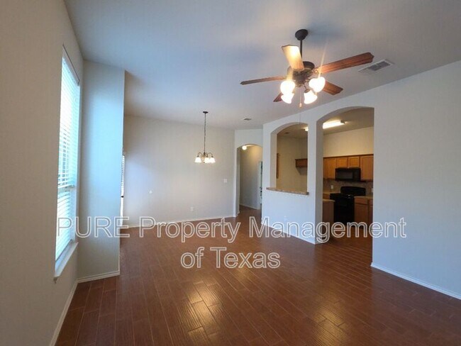 Building Photo - 1504 Muirfield Bend Dr