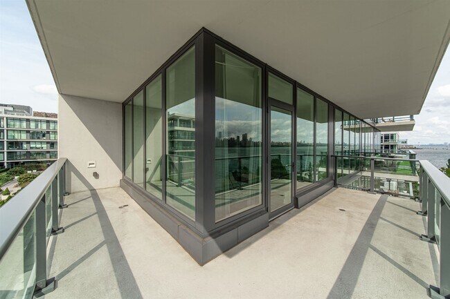 Building Photo - 1200 Ave at Port Imperial