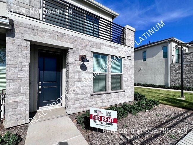 Primary Photo - 510 W Mahogany Ln