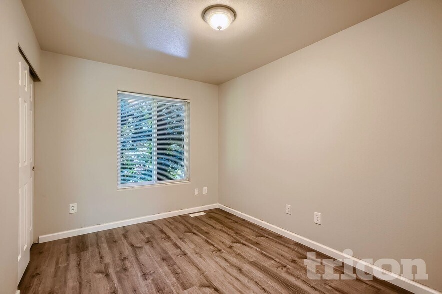 Building Photo - 21852 120th Ave SE