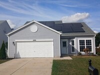 Building Photo - 2076 Longwood Ct