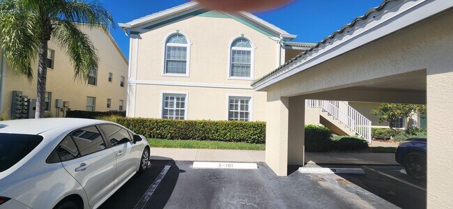 Building Photo - 4925 Sandra Bay Dr