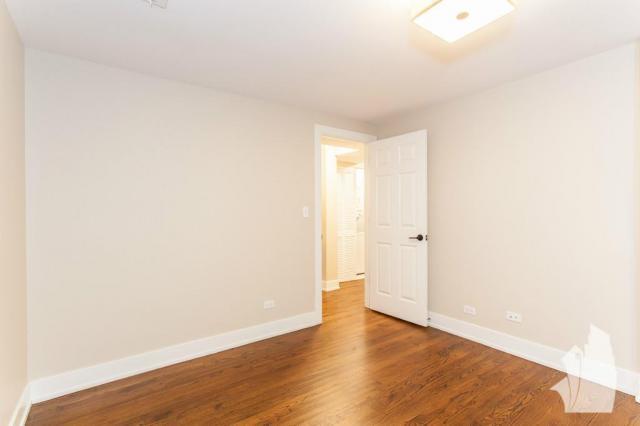 Building Photo - 1 bedroom in Chicago IL 60640