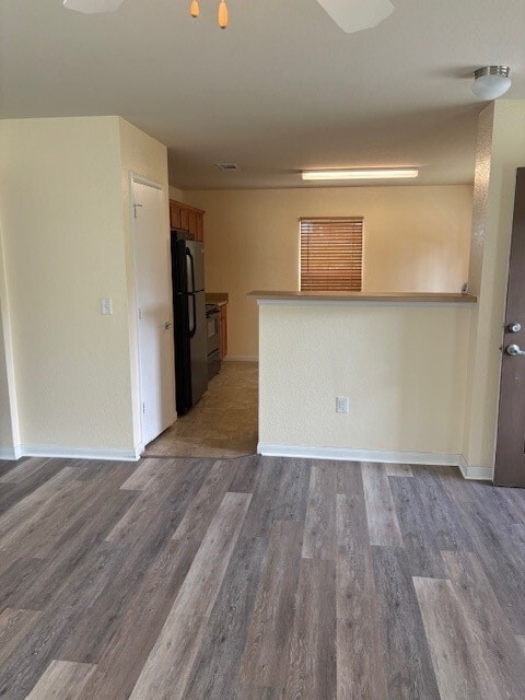 Building Photo - 619 N Vionett Ln