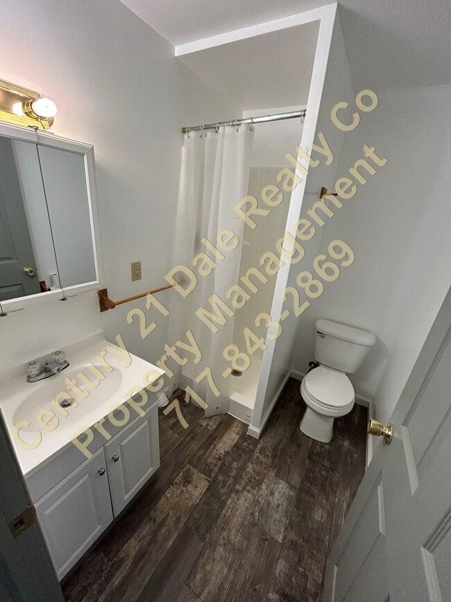 Building Photo - 4786 Lewisberry Rd