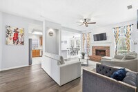 Building Photo - 10217 Napa Valley Dr