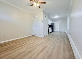 Building Photo - 621 2nd St