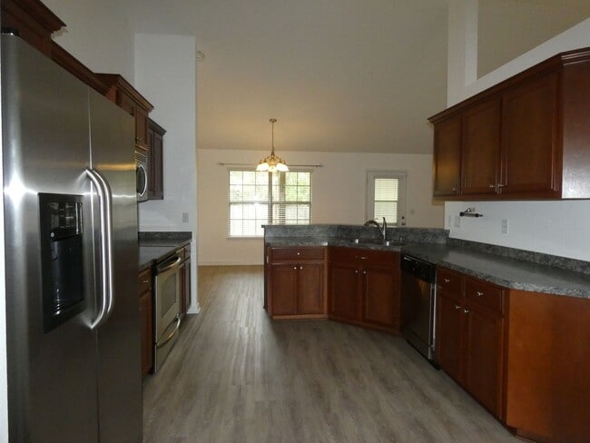 Building Photo - 4-Bedroom All Brick Home - Gulf Breeze