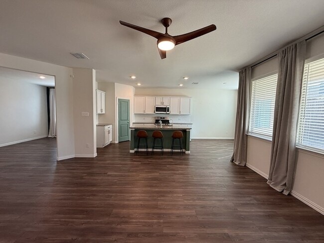 Building Photo - 783 Bayberry Ln