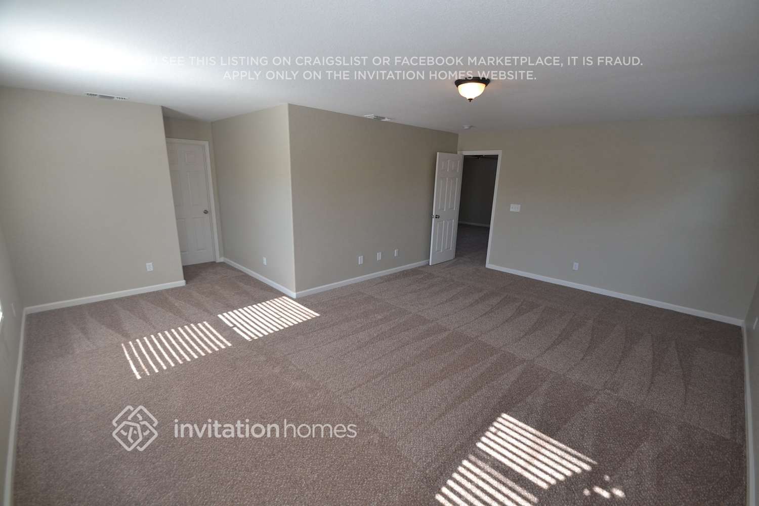 Building Photo - 7690 Roosterfish Way