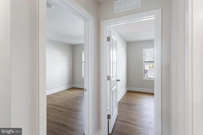 Building Photo - 236 MATILDA