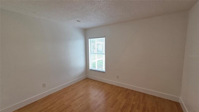 Building Photo - 2613 Brookshire Ct