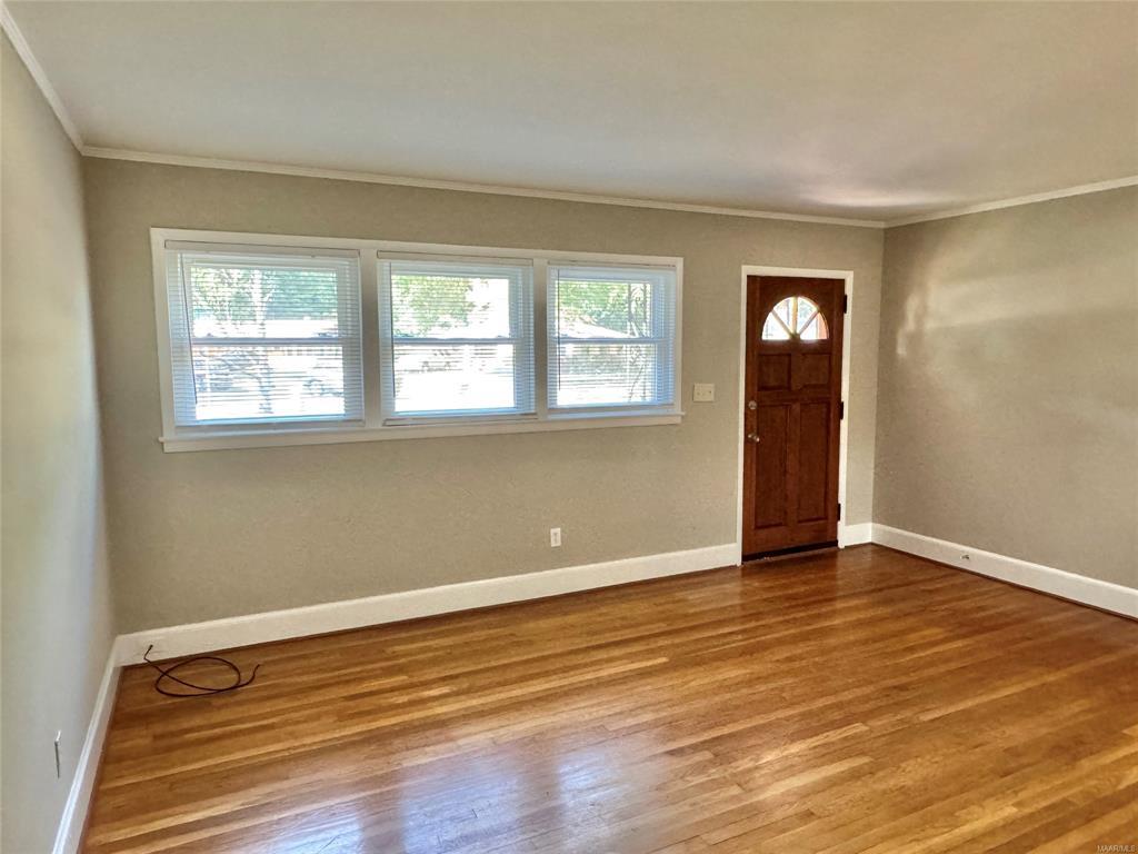Building Photo - 929 Parkwood Dr