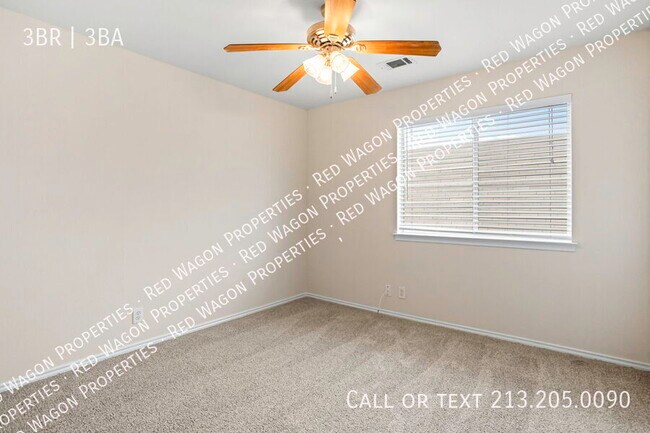 Building Photo - 2622 Crown Hollow