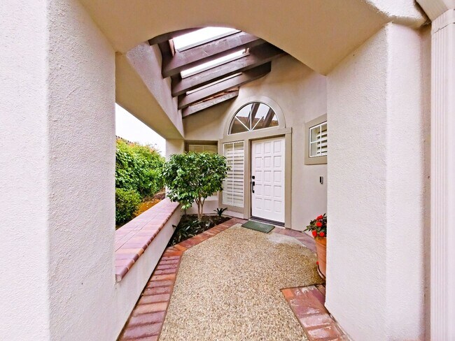 Building Photo - FURNISHED - Elegant 3 bedroom with office in San Clemente's Bella Vista Community