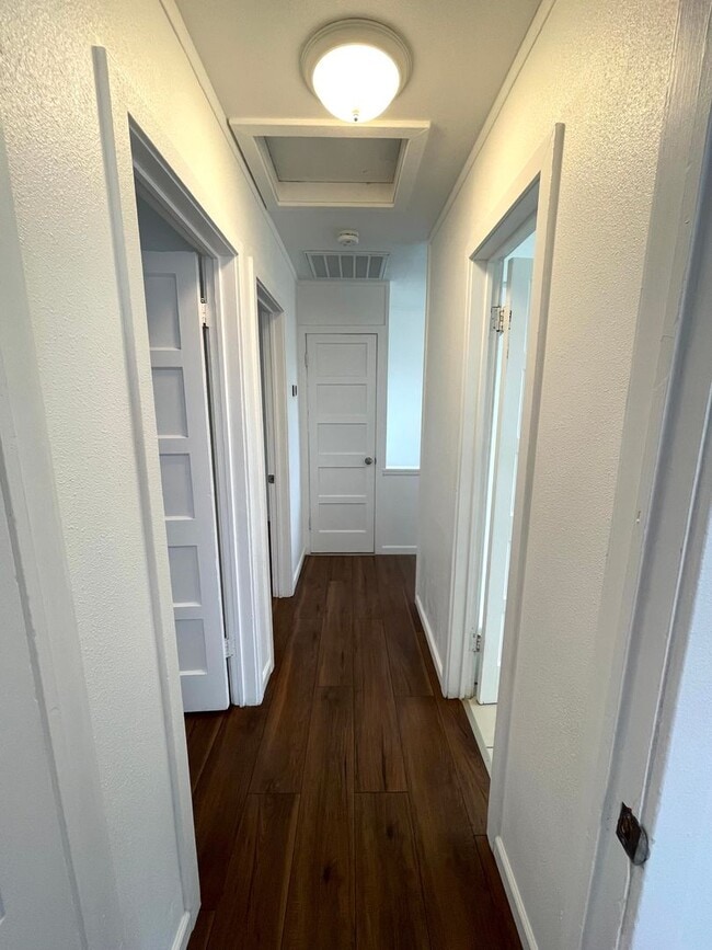 Building Photo - Completely Remodeled Three Bedroom One Bat...