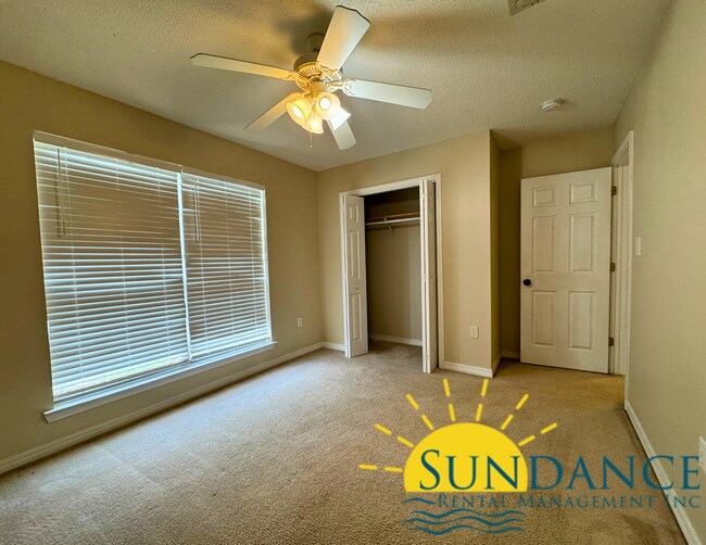 Building Photo - Spacious 4-Bedroom Home on a Quiet Cul-de-Sac!