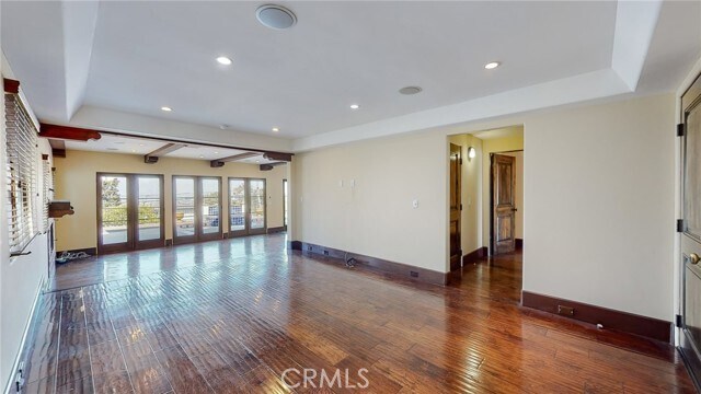 Building Photo - 227 Pso De Granada