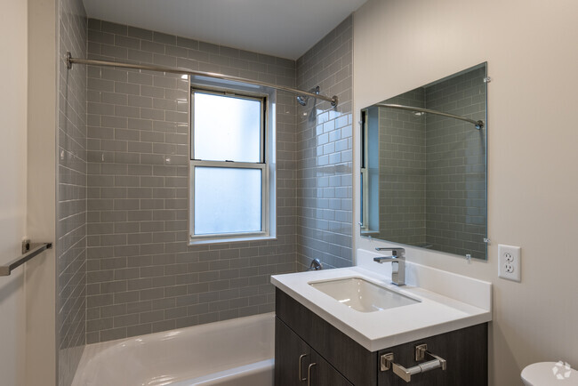 2BR, 2BA - 1,150SF - The Lexington