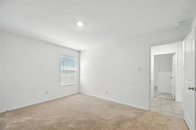Building Photo - 208 Rubylace Dr
