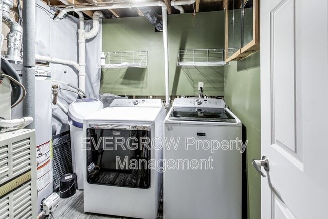 Building Photo - 226 Creekway Ct