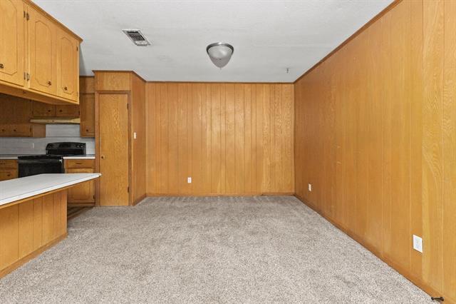 Building Photo - 706 S Manson St