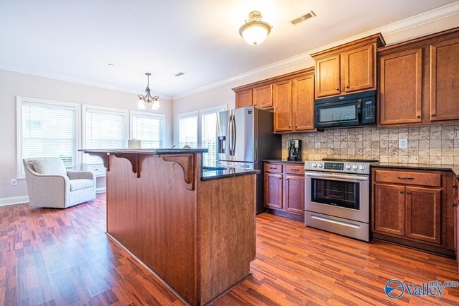 Building Photo - 111 Golden Rod Ln