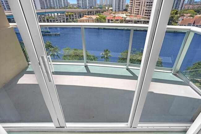 Building Photo - 19390 Collins Ave