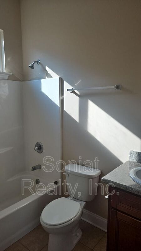 Building Photo - 3509 Hamburg St