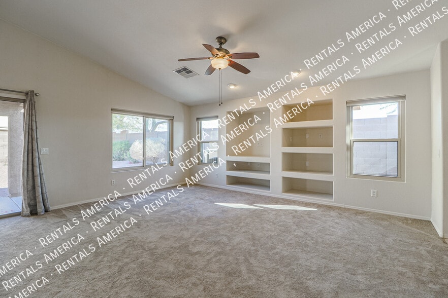 Building Photo - 10464 E Jan Cir