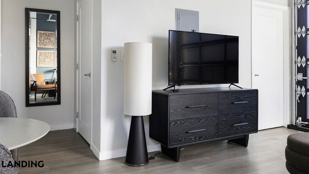 Building Photo - 3022 Zuni St