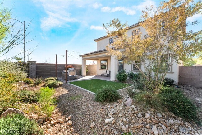 Building Photo - 1506 Visible Ave