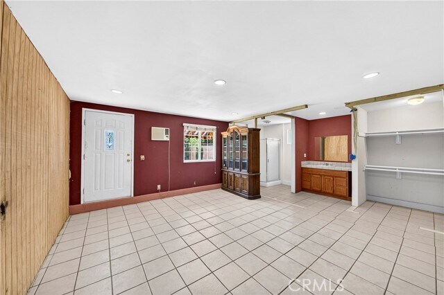 Building Photo - 14621 Dalmatian Ave