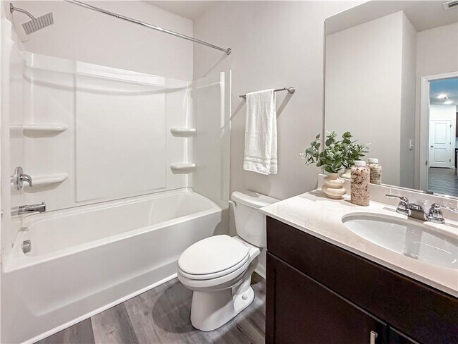 Building Photo - 5836 Hackberry Ln