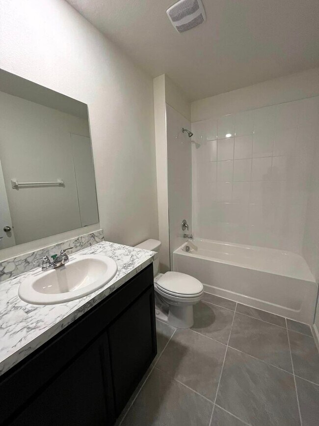 Building Photo - Brand New, Never Lived In