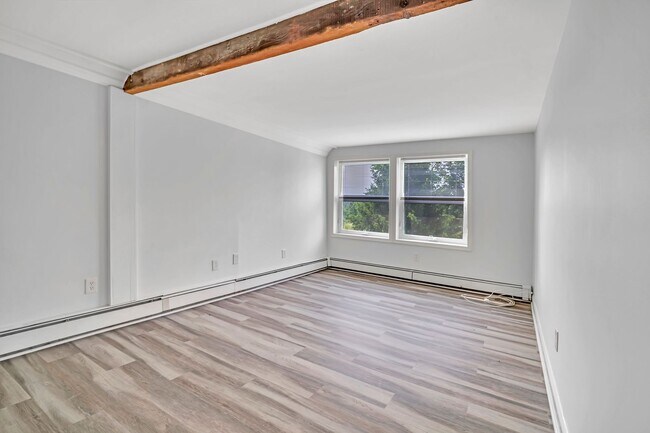 Building Photo - 1712 Linvale