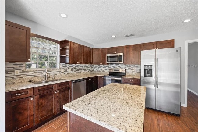 Building Photo - 1071 Corkwood Dr