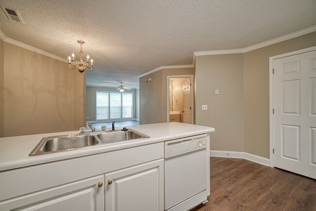 Building Photo - Charming 2 BR, 2.5 BA, 2-Story Townhome for Rent in Greer, NO APPLICATION FEE if APPROVED