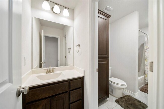 Building Photo - 253 Fannin Battleground Ln