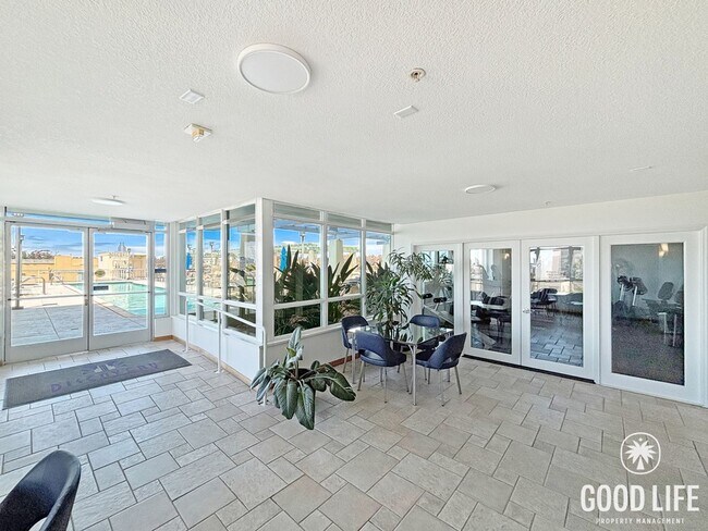 Building Photo - STUNNING 2 BED/2 BATH CONDO AVAILABLE IN THE DISCOVERY BUILDING IN CORTEZ HILL!