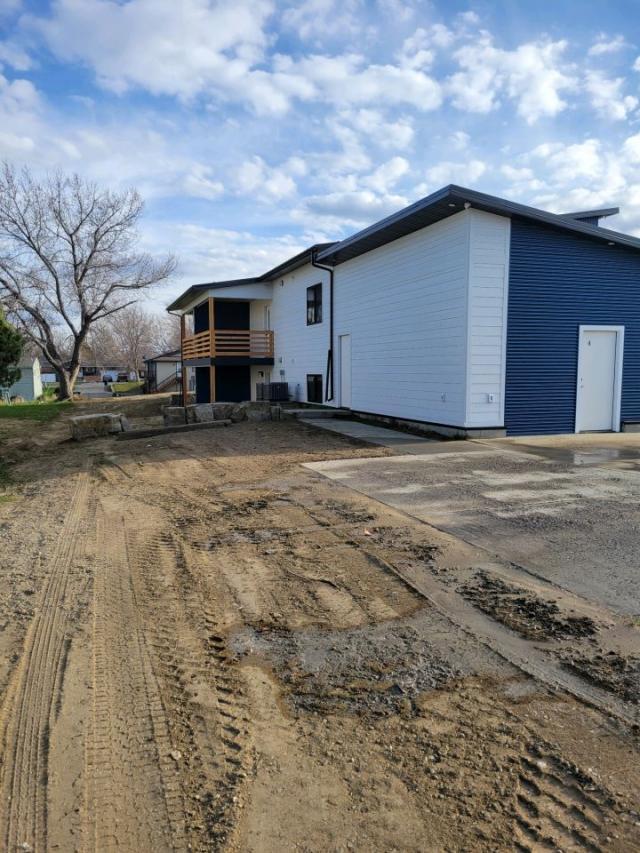 Building Photo - 2 bedroom in Billings MT 59105