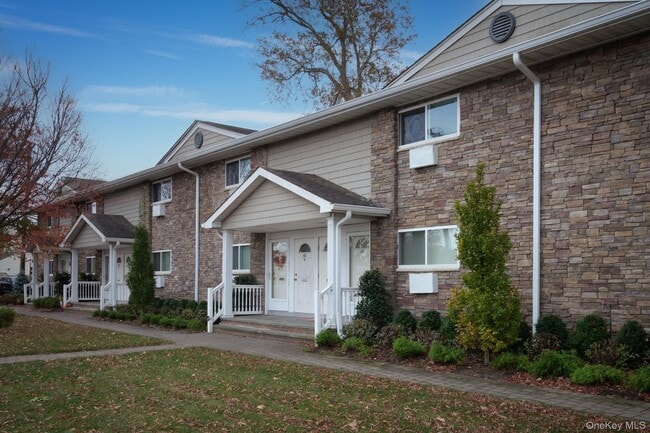 Building Photo - 80 Friendly Ct