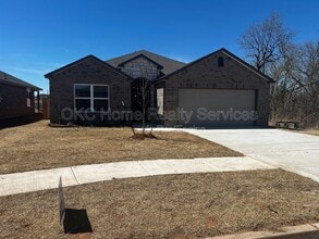 Building Photo - 3901 Dutch Ln