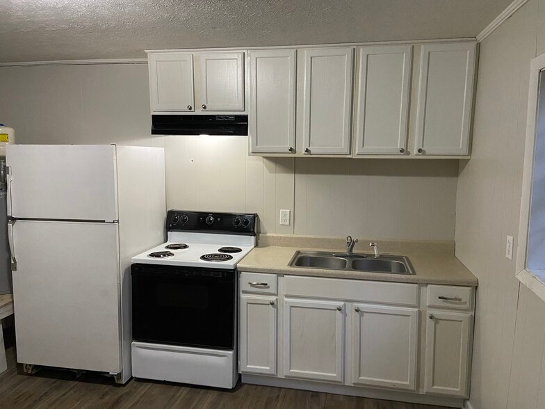 Building Photo - 205 Baltimore Ave